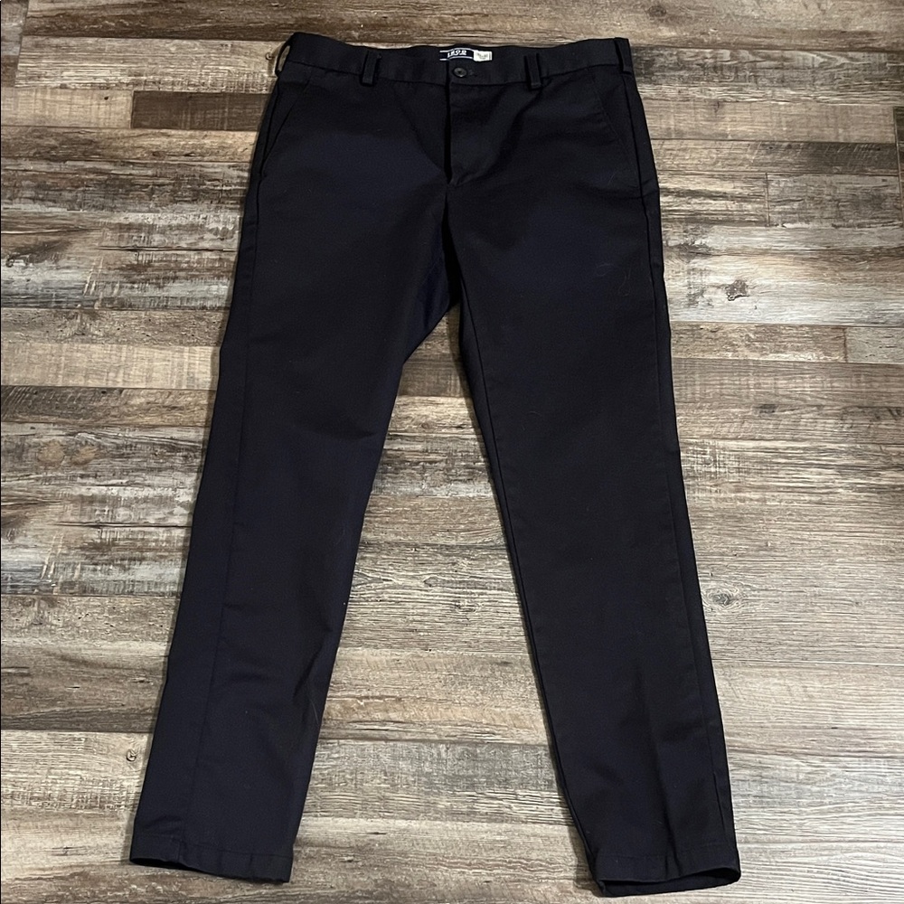 Izod Men's Dark Navy Cotton Chinos Size 32x32
